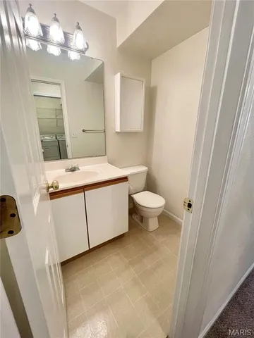 $890 | 525 Ponderosa Avenue, Unit 1, O'Fallon, IL 62269