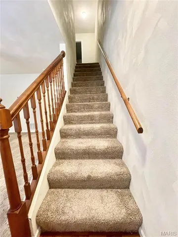 $890 | 525 Ponderosa Avenue, Unit 1, O'Fallon, IL 62269