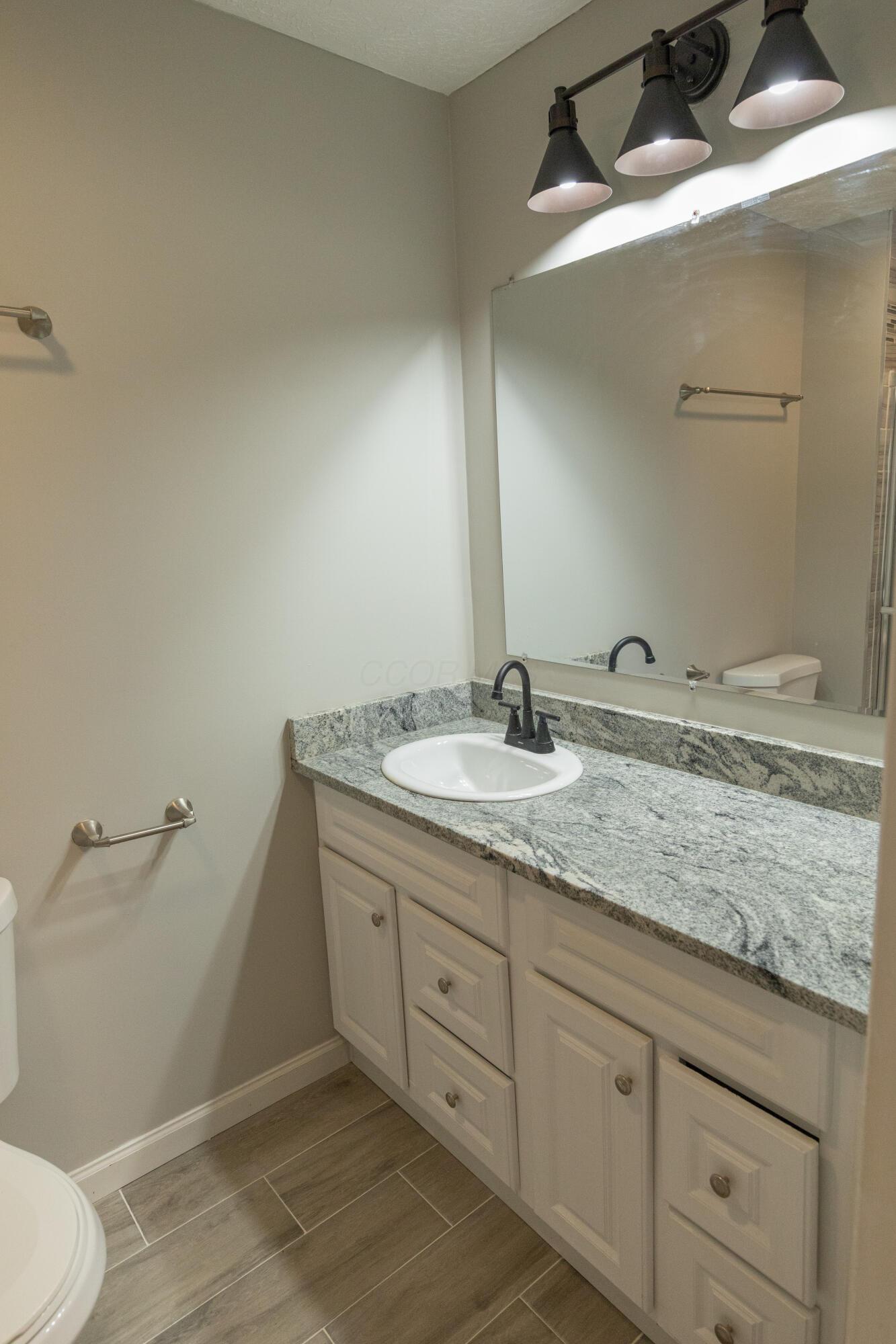 2114 Baldwin Road Reynoldsburg, OH 43068 - Photo 14 of 34 Master Bath