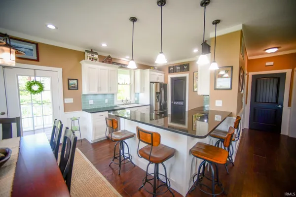$499,000 | 5753 North Golf Course Road, Bicknell, IN 47512