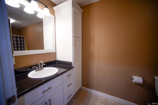 $499,000 | 5753 North Golf Course Road, Bicknell, IN 47512