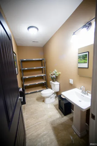 $499,000 | 5753 North Golf Course Road, Bicknell, IN 47512