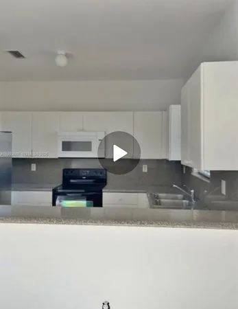 $2,100 | 2740 Southeast 15th Road, Unit 20, Homestead, FL 33035