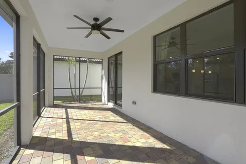 $799,990 | 8296 Vaulting Drive, Lake Worth, FL 33467