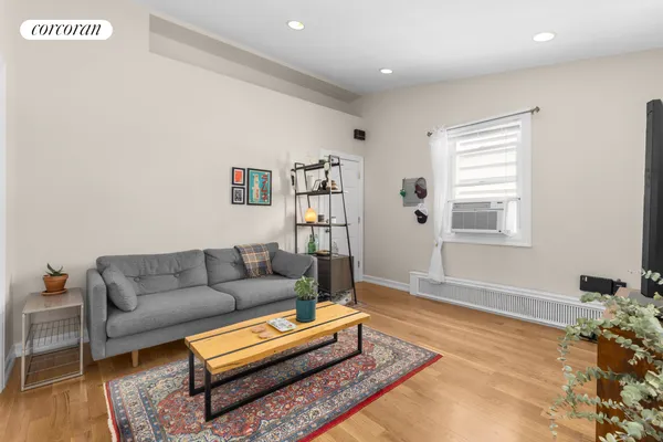 $3,000 | 32 Reeve Place, Unit 2 | Windsor Terrace