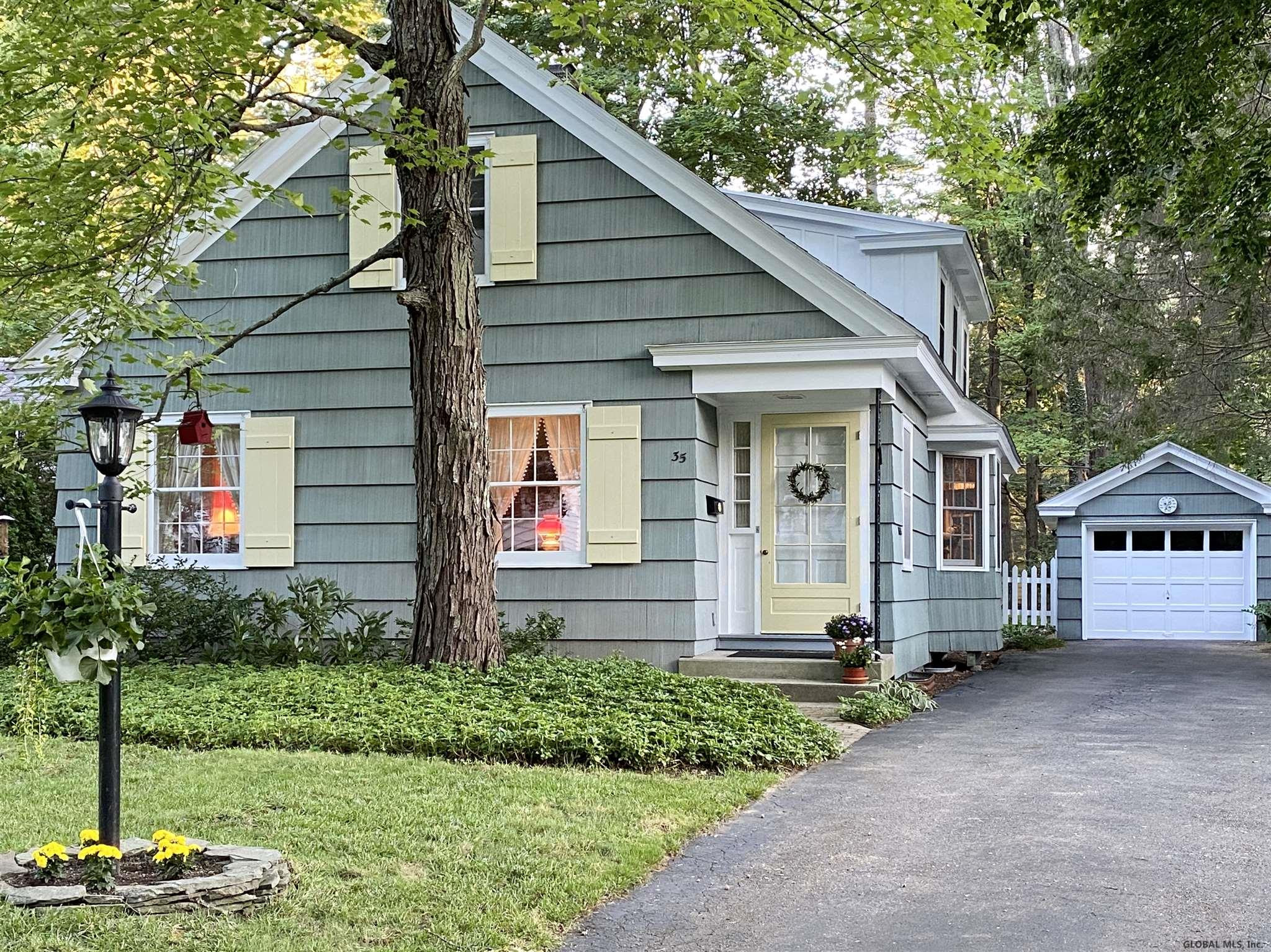 35 Douglas Road Bethlehem, NY 12054 - Photo 1 of 38 Photo 1