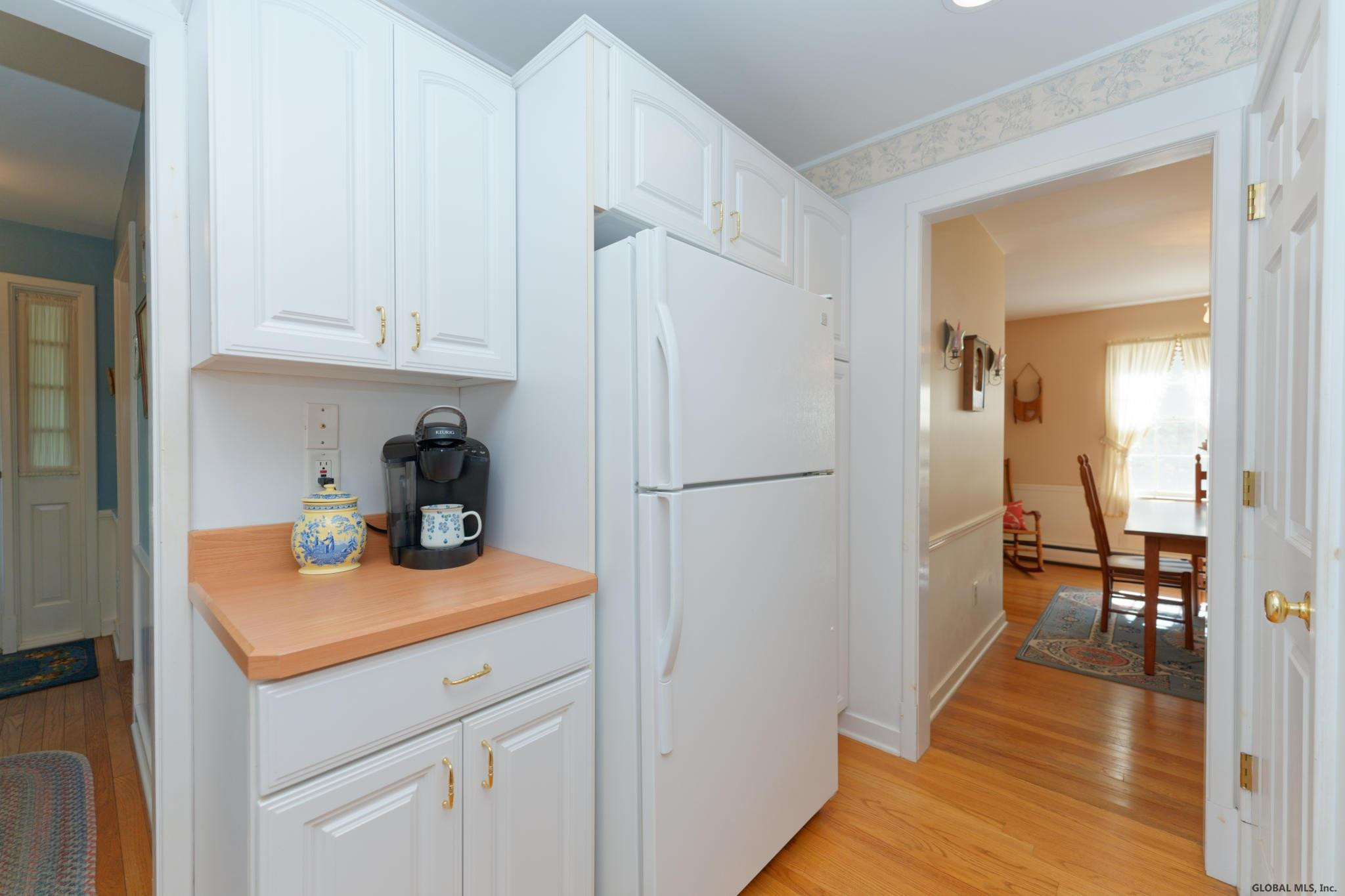 35 Douglas Road Bethlehem, NY 12054 - Photo 18 of 38 Photo 18
