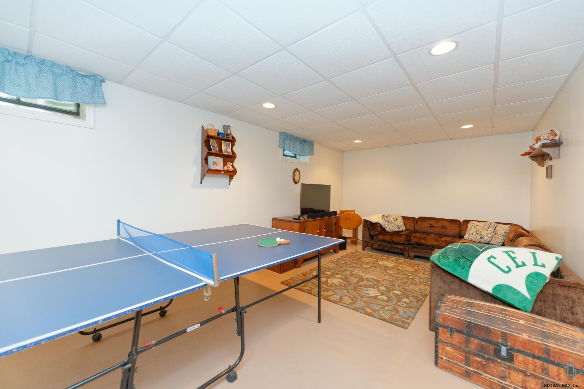 35 Douglas Road Bethlehem, NY 12054 - Photo 28 of 38 Photo 28