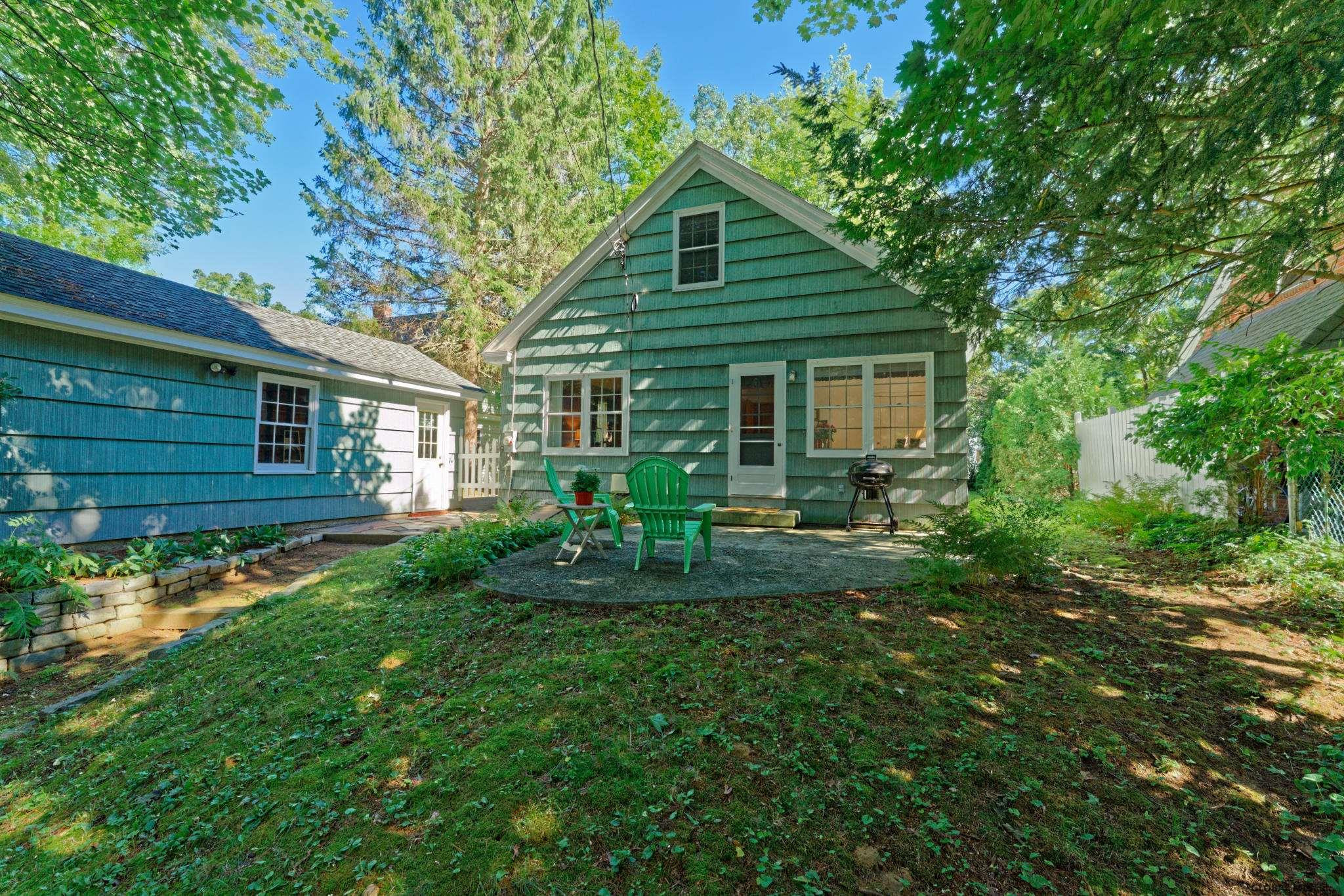 35 Douglas Road Bethlehem, NY 12054 - Photo 36 of 38 Photo 37