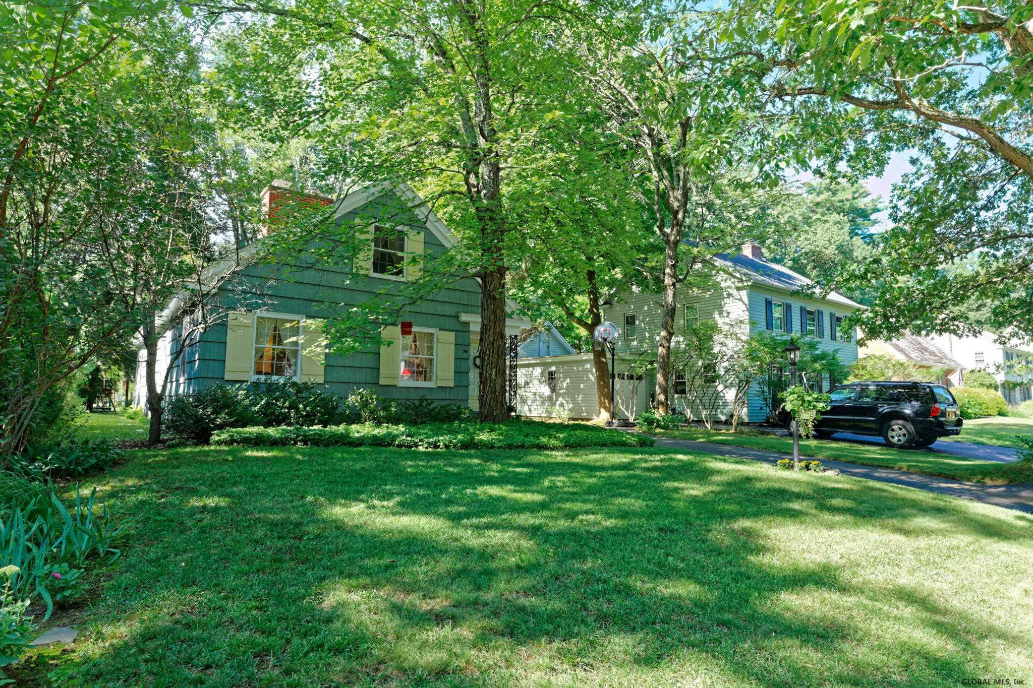35 Douglas Road Bethlehem, NY 12054 - Photo 5 of 38 Photo 5