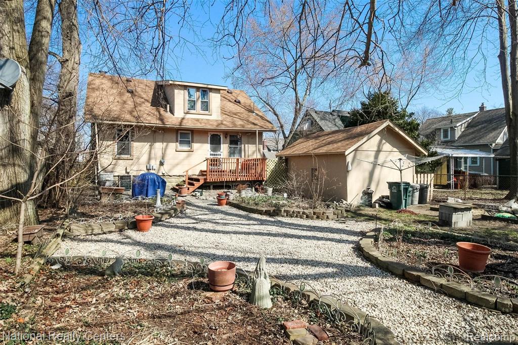 6 Kensington Boulevard Pleasant Ridge, MI 48069 - Photo 32 of 46