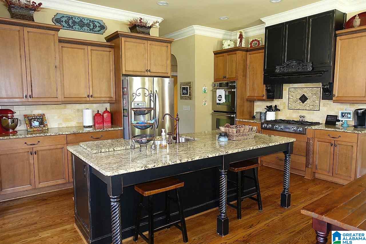 1523 Scout Ridge Drive Birmingham, AL 35244 - Photo 9 of 48