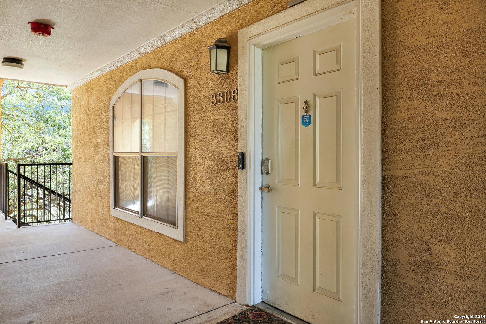 7323 Snowden Road, Unit 3308 San Antonio, TX 78229 - Photo 3 of 26 a view of entryway with wooden floor