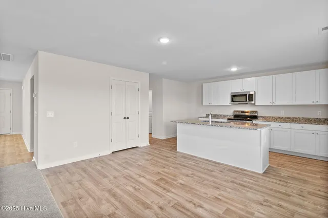 $309,950 | 20 Buggy Top Lane, Roseboro, NC 28382