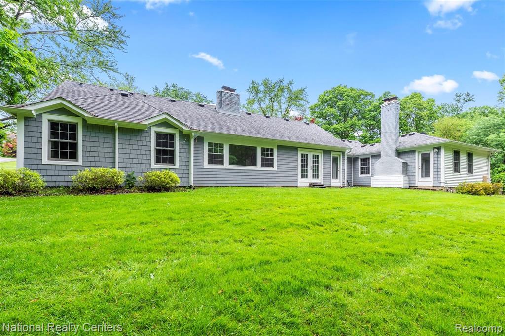27355 Wellington Road Franklin, MI 48025 - Photo 40 of 41 Gallery Image 40