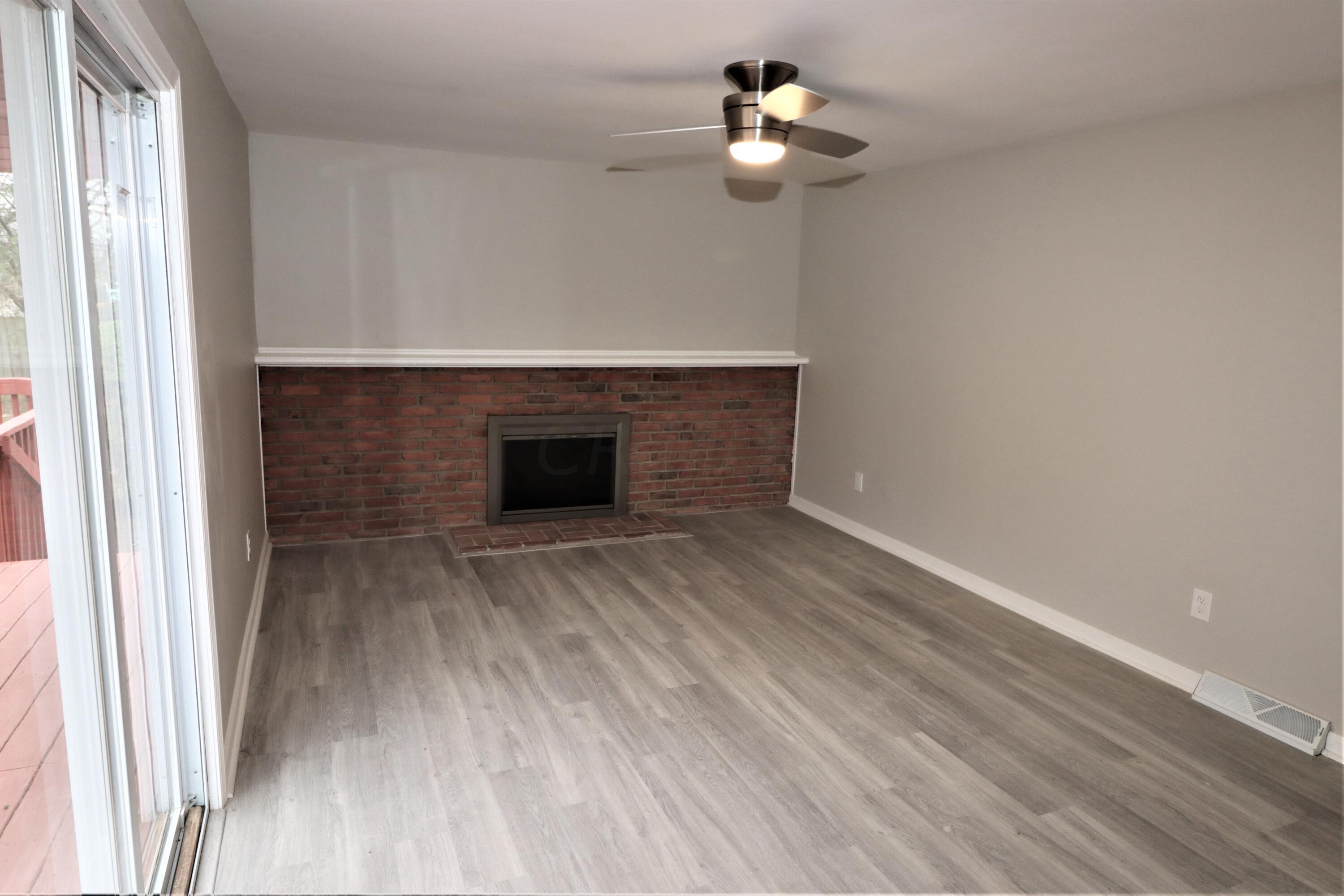823 Ronson Avenue Gahanna, OH 43230 - Photo 13 of 37 Family Room