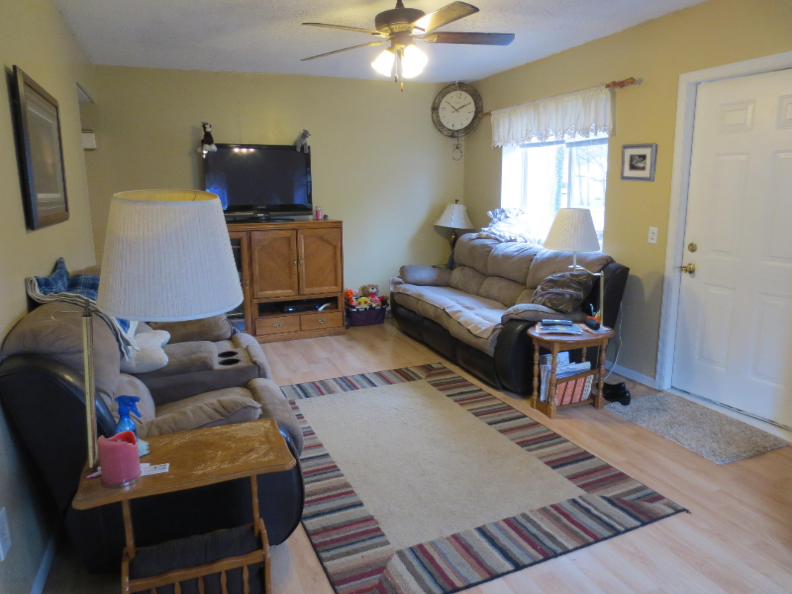 3346 Davis Road Muskegon, MI 49441 - Photo 6 of 15 IMG_2614