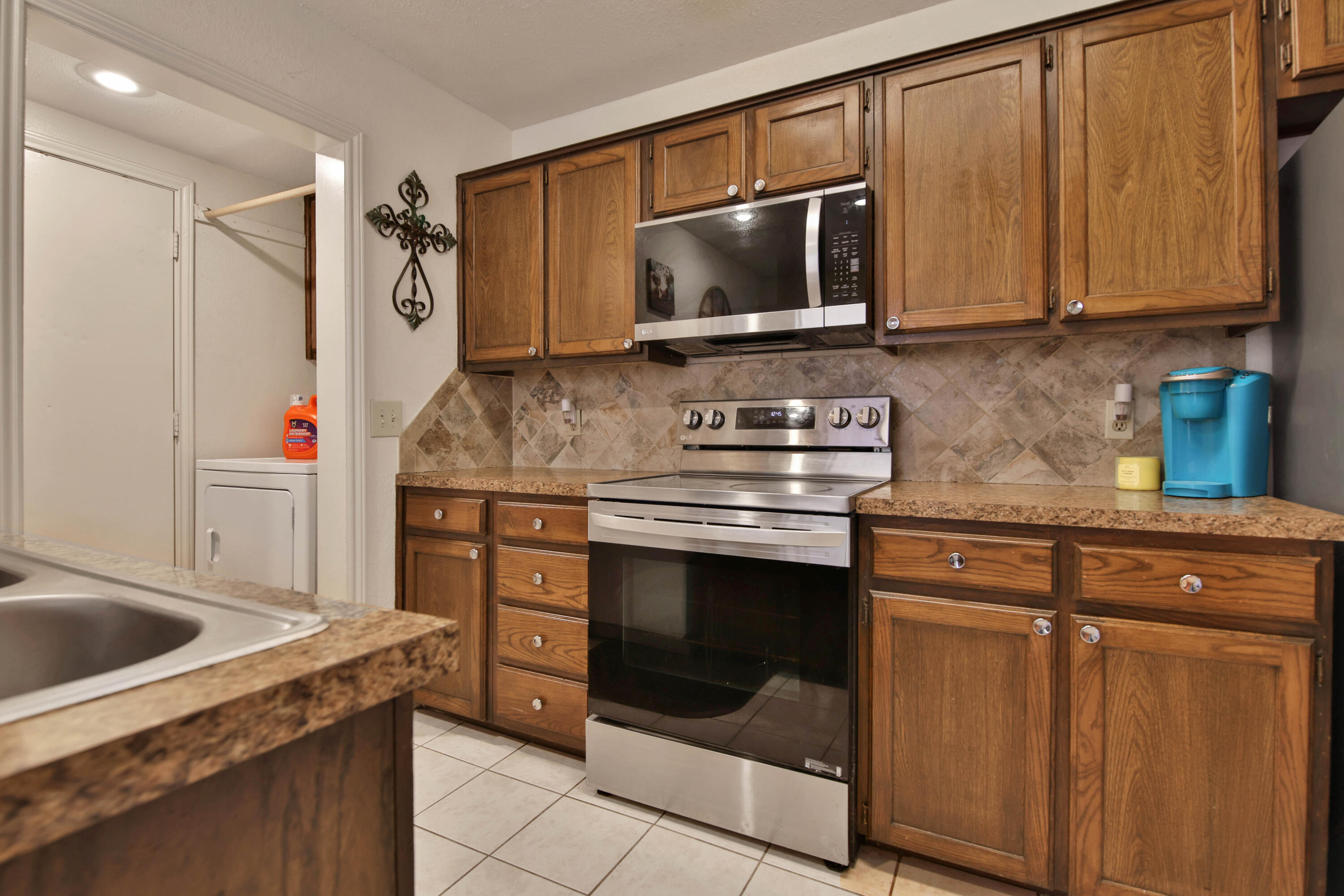 5832 Emory Street Lubbock, TX 79416 - Photo 8 of 26 1L1A2536