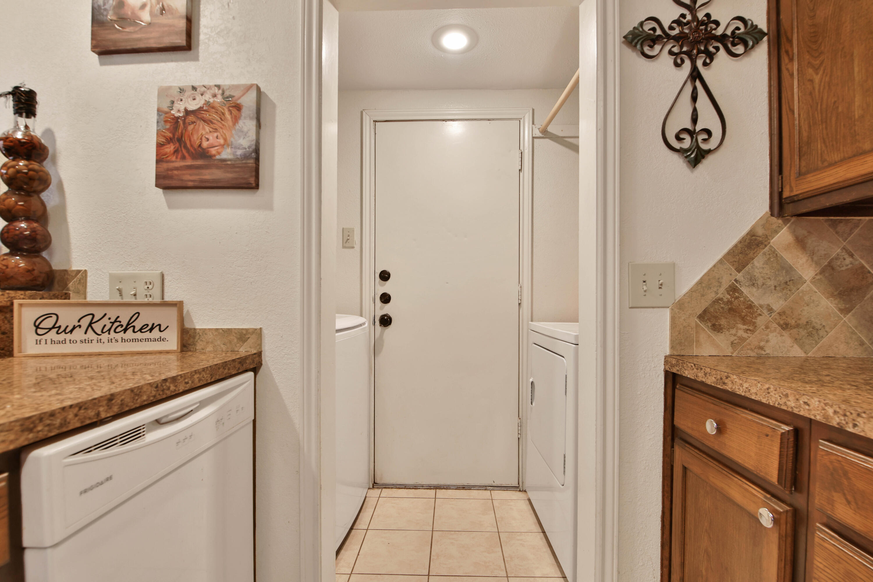 5832 Emory Street Lubbock, TX 79416 - Photo 9 of 26 1L1A2537