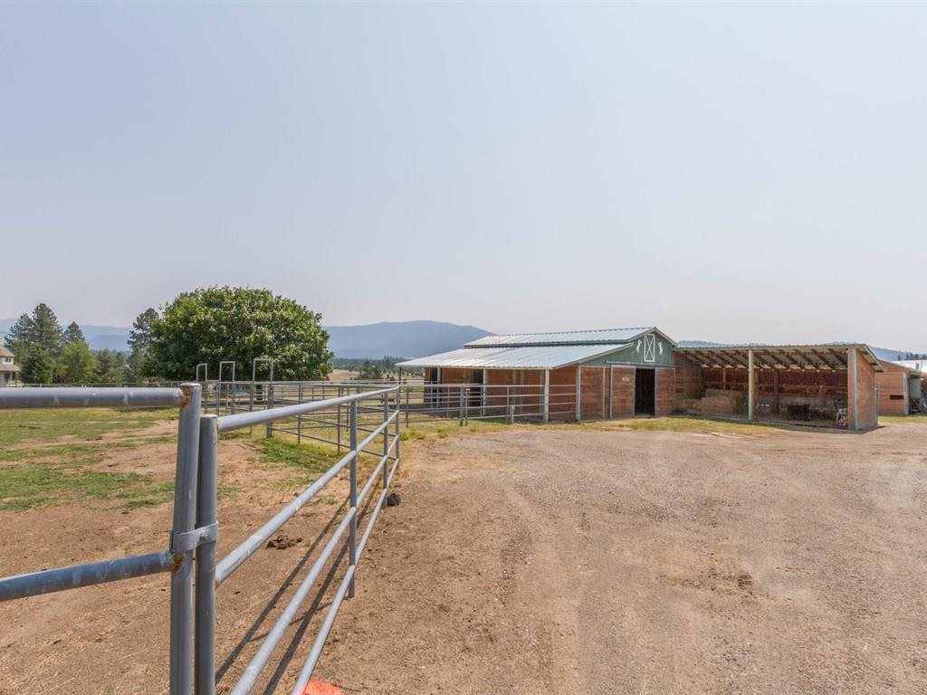 3807 South Chapman Road Greenacres, WA 99016 - Photo 19 of 20