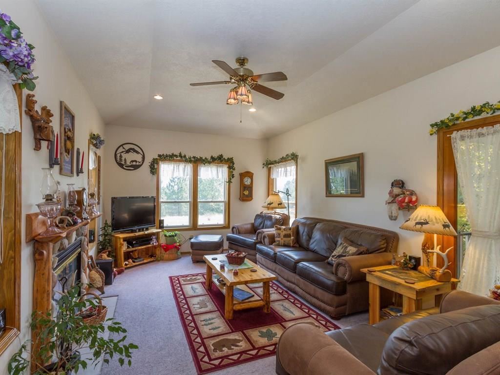 3807 South Chapman Road Greenacres, WA 99016 - Photo 9 of 20