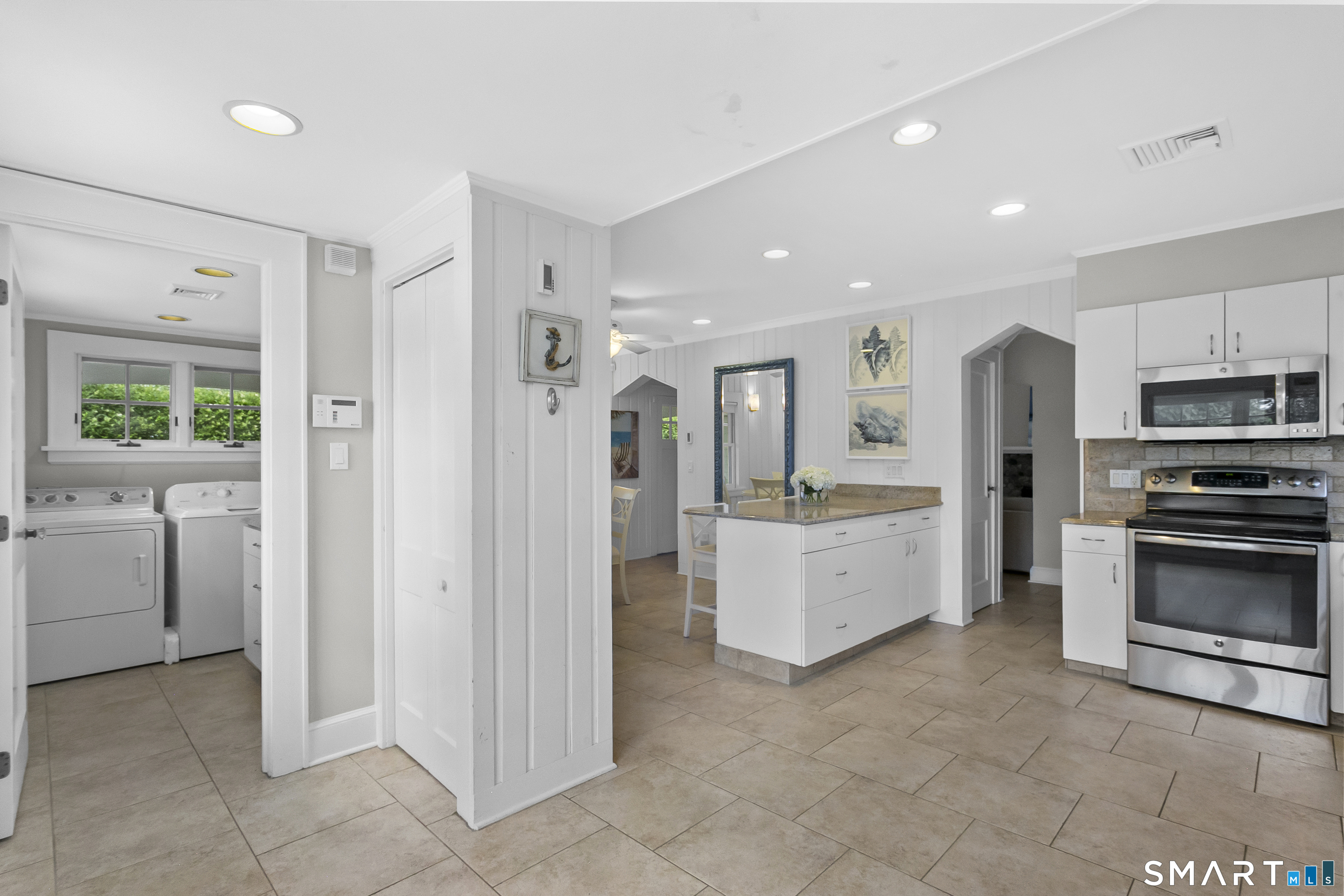 1871 Fairfield Beach Road Fairfield, CT 06824 - Photo 16 of 37