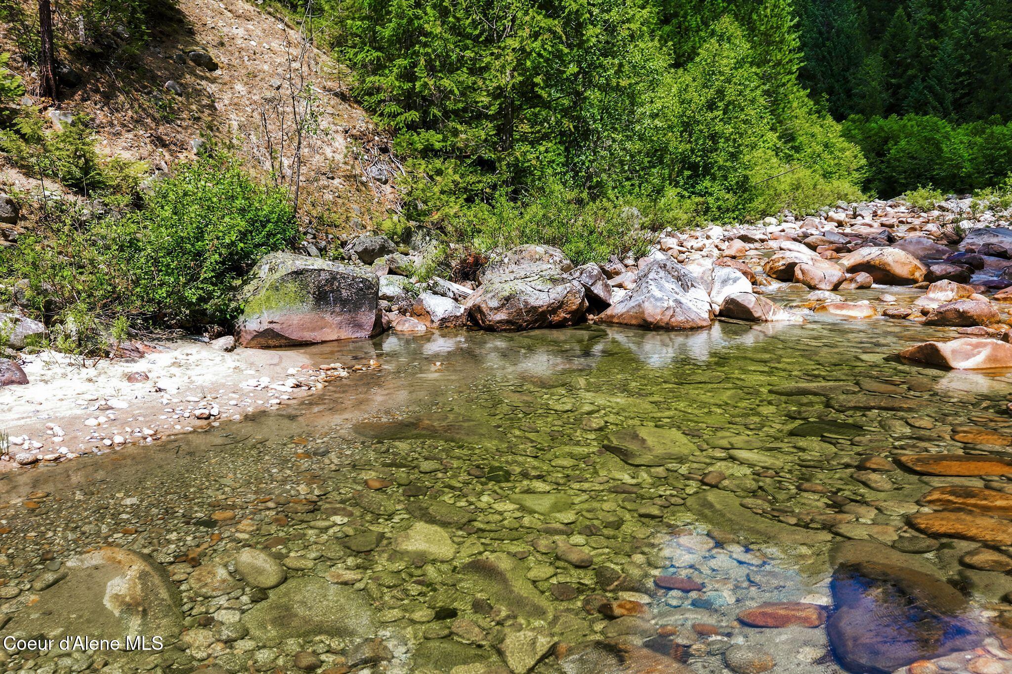 Nna Lantern Lane Sandpoint, ID 83864 - Photo 2 of 29 Private soaking hole on the river!