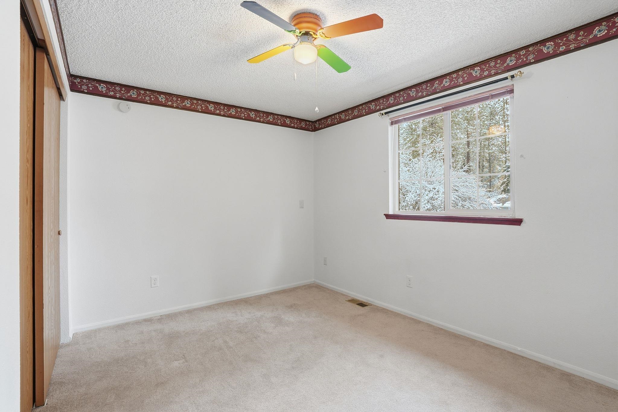 4814 East Peone Pines Drive Mead, WA 99021 - Photo 15 of 39