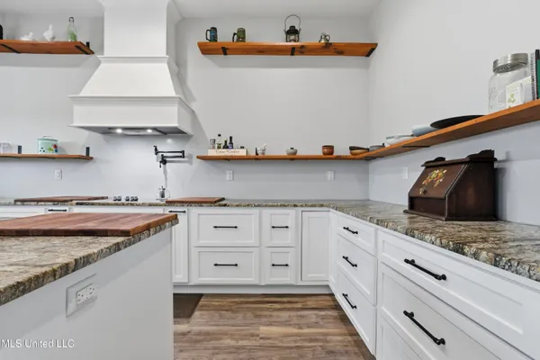 $614,000 | 92 Sam Davis Drive, Perkinston, MS 39573