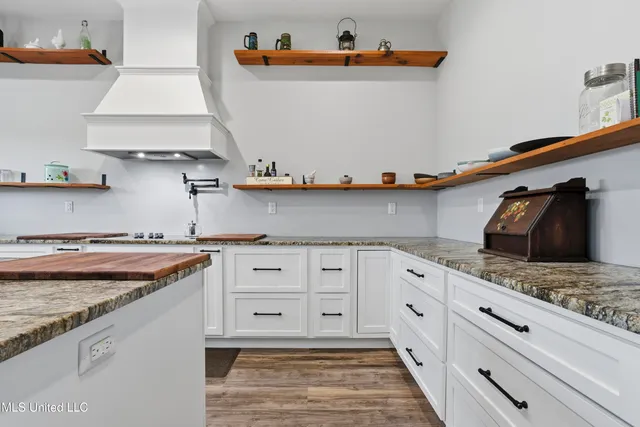 $615,000 | 92 Sam Davis Drive, Perkinston, MS 39573