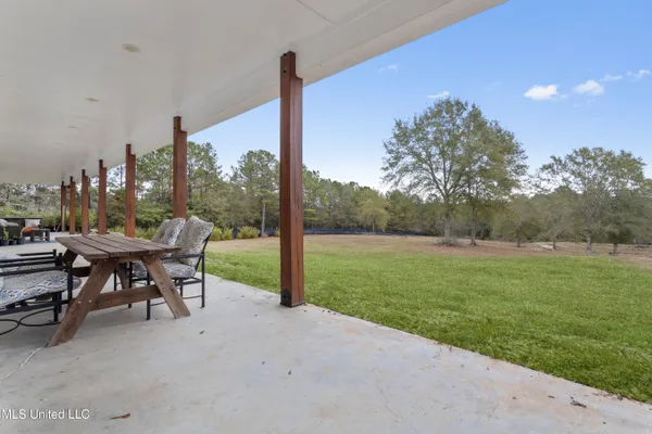 $614,000 | 92 Sam Davis Drive, Perkinston, MS 39573