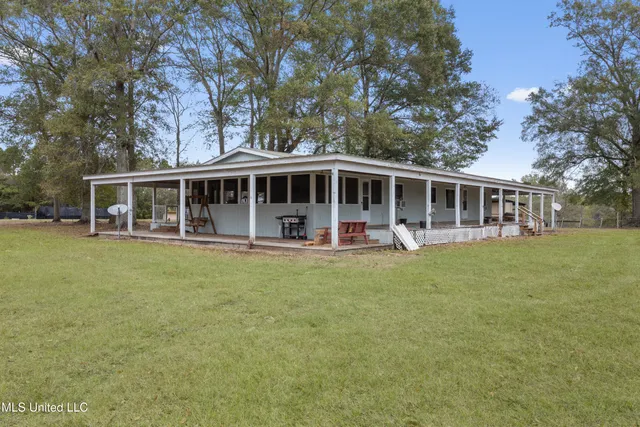 $615,000 | 92 Sam Davis Drive, Perkinston, MS 39573
