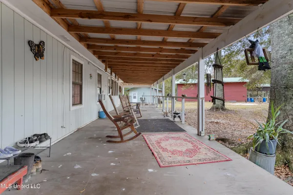 $615,000 | 92 Sam Davis Drive, Perkinston, MS 39573