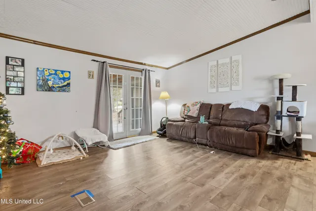 $615,000 | 92 Sam Davis Drive, Perkinston, MS 39573