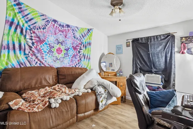 $615,000 | 92 Sam Davis Drive, Perkinston, MS 39573