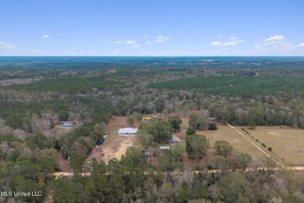 $615,000 | 92 Sam Davis Drive, Perkinston, MS 39573