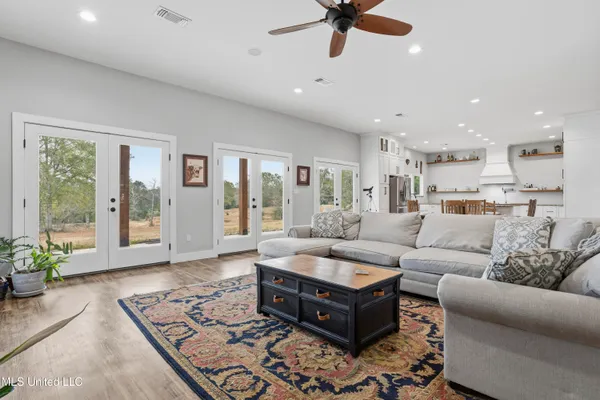 $614,000 | 92 Sam Davis Drive, Perkinston, MS 39573