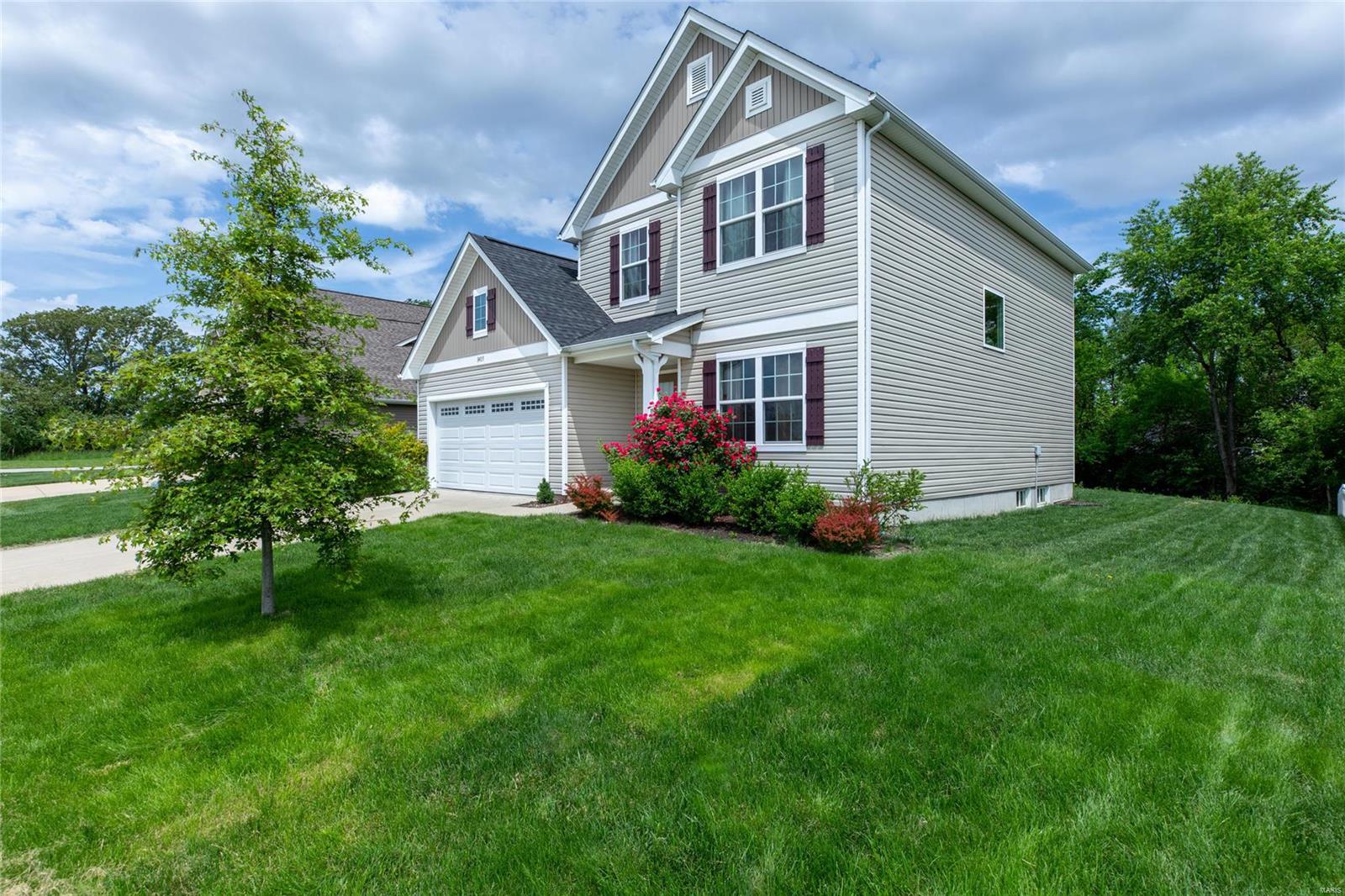 3405 Maple Ridge Drive Wood River, IL 62095 - Photo 2 of 31 Gallery Image 2