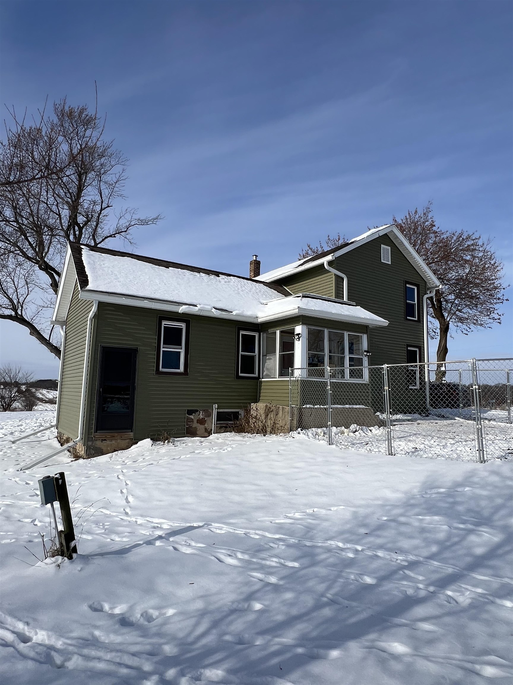 W841 Pete Reak Road Randolph, WI 53956 - Photo 4 of 21