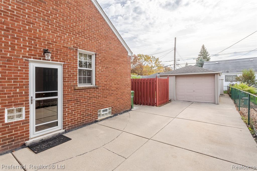 14725 Wick Road Allen Park, MI 48101 - Photo 21 of 27