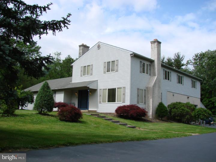 1367 Eddowes Road Warminster, PA 18974 - Photo 1 of 11 Gallery Image 1