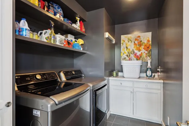 a view of an outdoor space and a yard