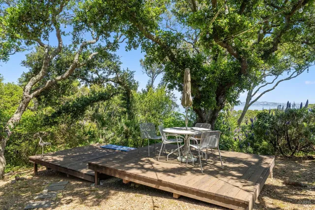 $6,900,000 | 40 Norman Way, Tiburon, CA 94920