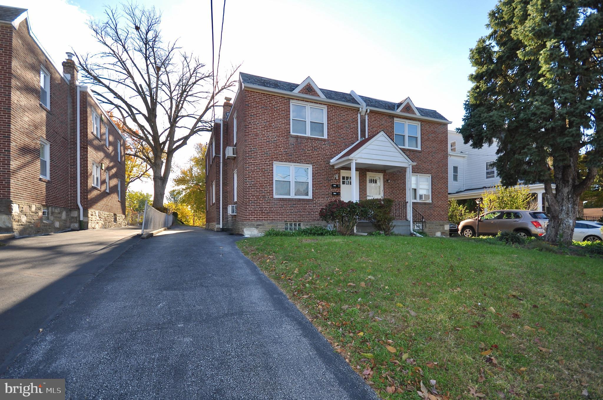 8037 Pine Road Philadelphia, PA 19111 - Photo 3 of 19