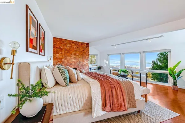 $1,745,000 | 935 Grizzly Peak Boulevard, Berkeley, CA 94708