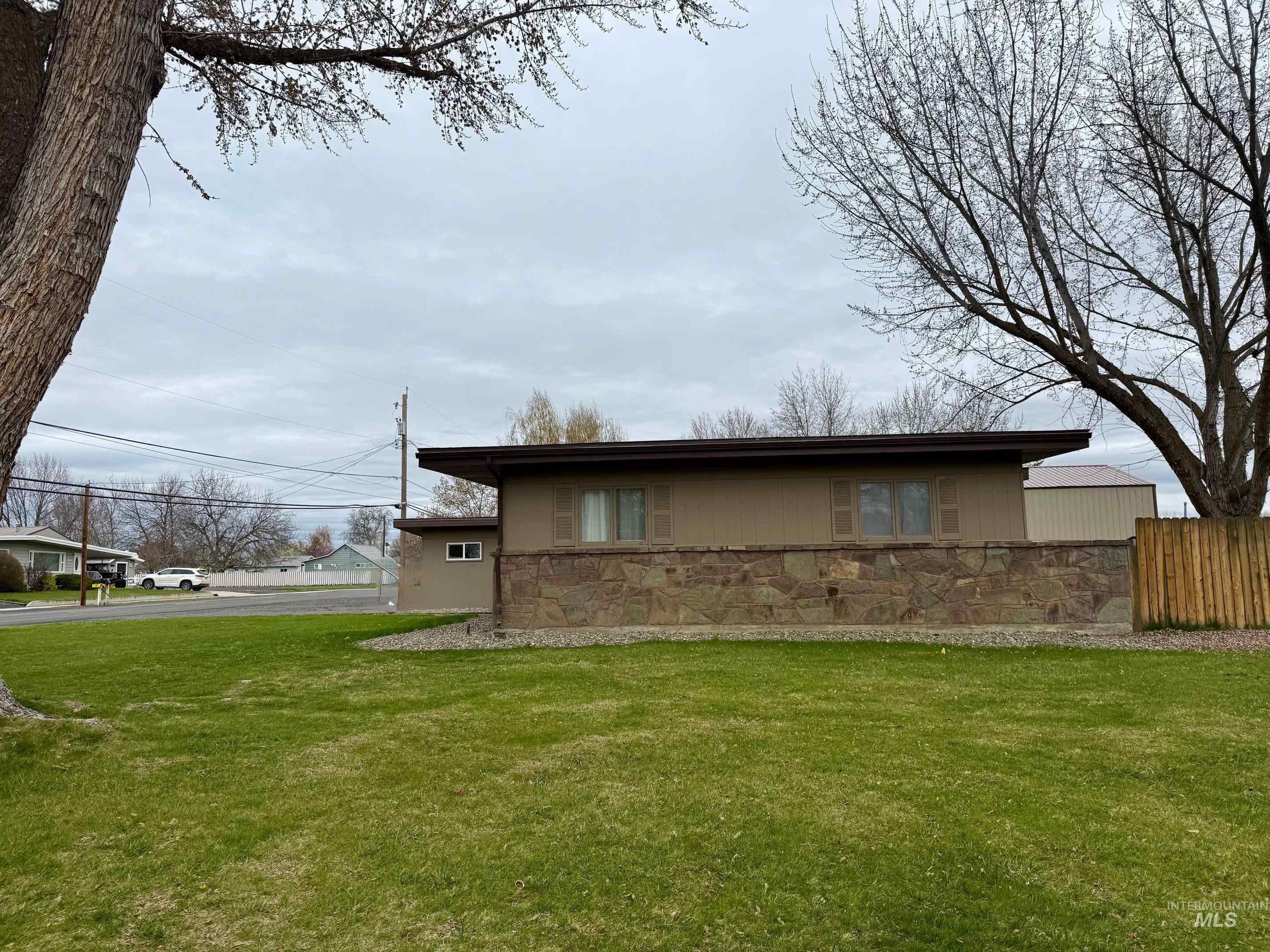 820 Burrell Avenue Lewiston, ID 83501 - Photo 27 of 31