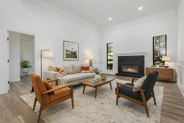 $3,250 | 922 Sycamore Creek Road, Allen, TX 75002