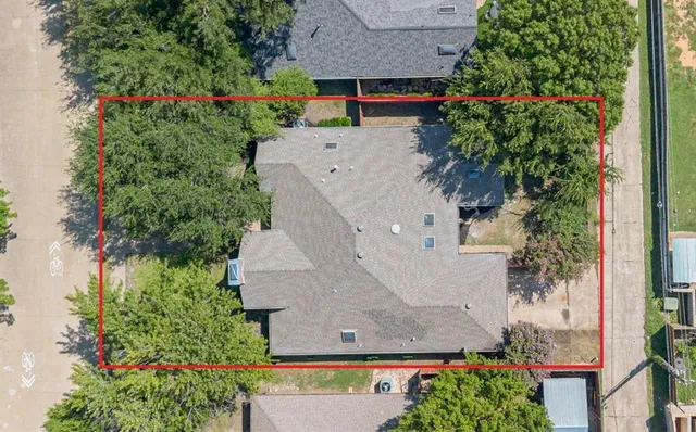 $3,350 | 922 Sycamore Creek Road, Allen, TX 75002