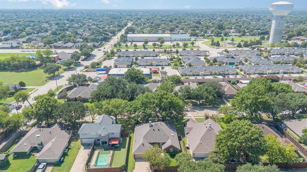 922 Sycamore Creek Road Allen, TX 75002 - Photo 33 of 38 Aerial view of property and surrounding area featuring nearby suburban area