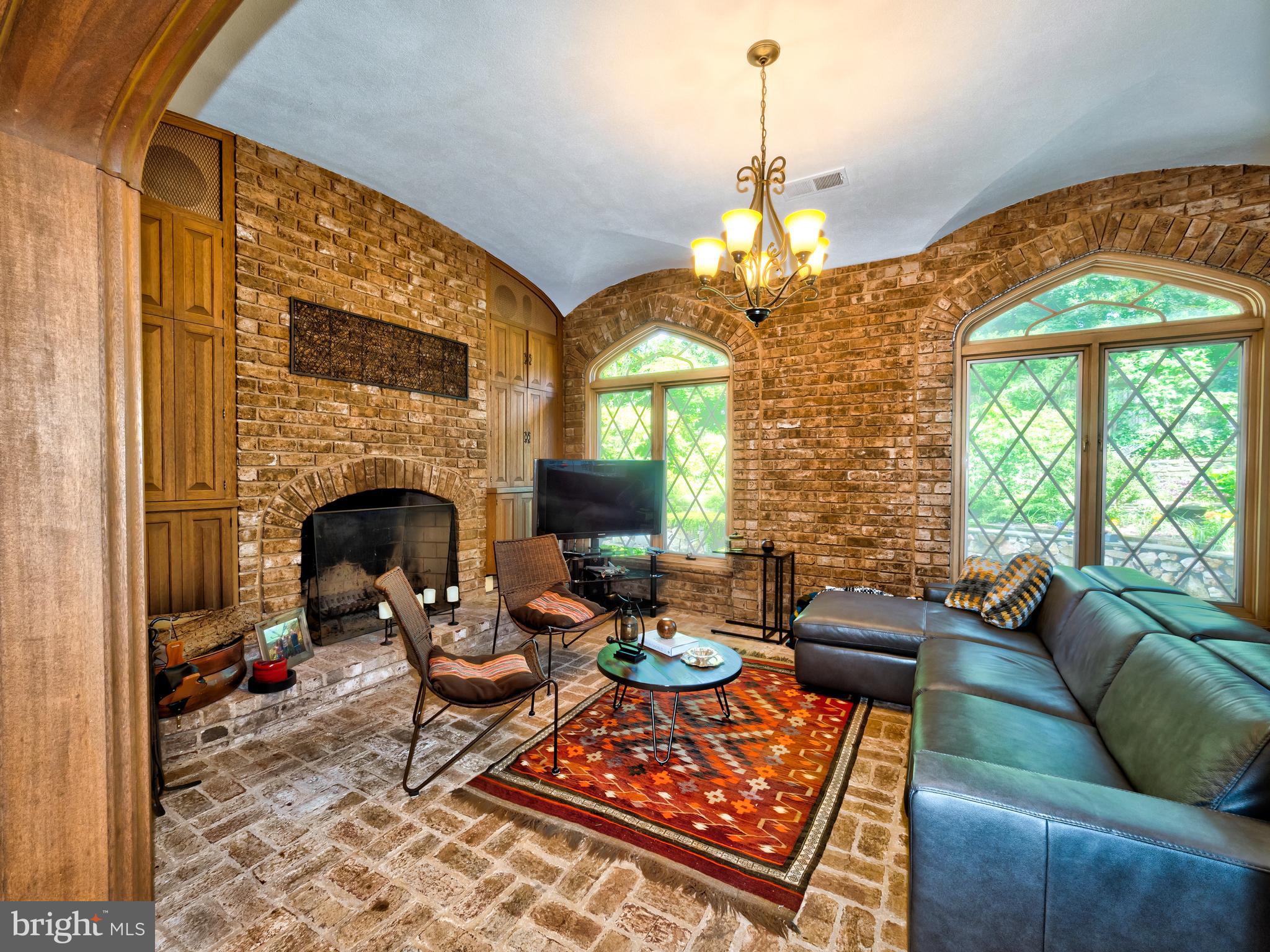 6623 Rannoch Road Bethesda, MD 20817 - Photo 13 of 19